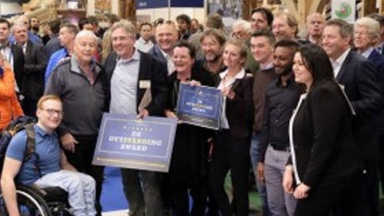 Houtpaviljoen wint award Houtpaviljoen wint award