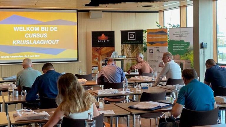Cursus KLH is een groot succes Cursus KLH is een groot succes