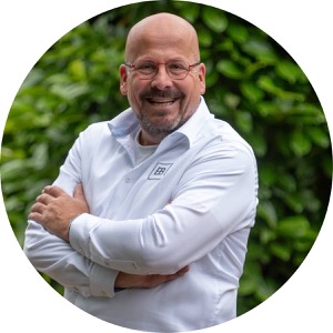 Over Eduard de Boer
